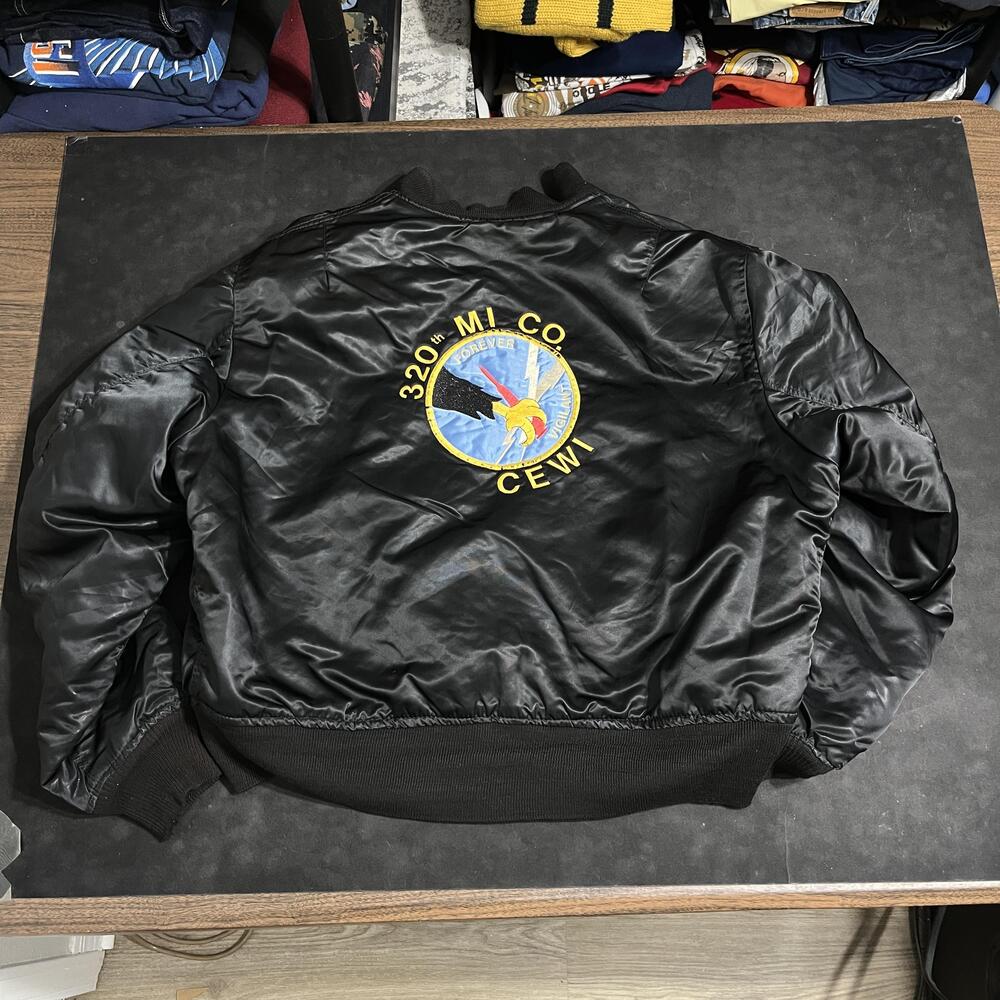Vintage MA-1 Bomber Jacket 320th MI CO CEWI Men 70s XL Vietnam Army Black Orange
